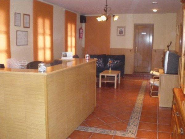 Hostal Emilio Barajas Madrid Dış mekan fotoğraf